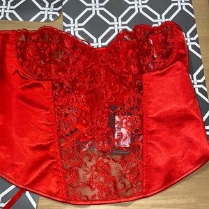 Pretty Little Thing Lace Corset
